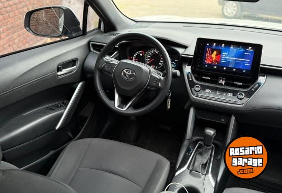 Autos - Toyota Corolla cross 2023 Nafta 56000Km - En Venta