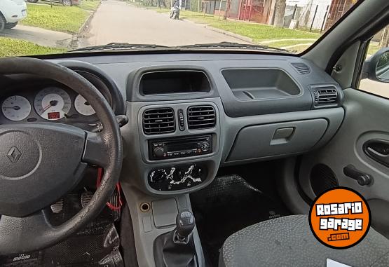 Autos - Renault Clío 2 2009 Nafta 210000Km - En Venta