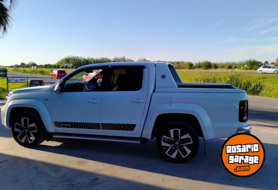 Camionetas - Volkswagen Amarok v6 2025 Diesel 900Km - En Venta