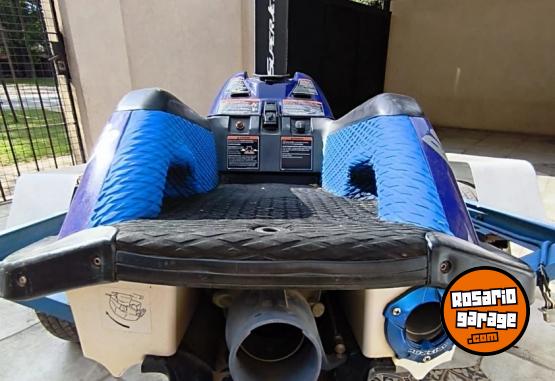 Embarcaciones - Moto de agua Yamaha 700 - En Venta