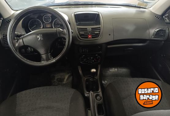 Autos - Peugeot 207 2013 Nafta 92000Km - En Venta