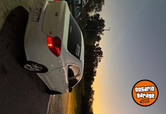 Autos - Ford Ka Sedán 2018 Nafta 141000Km - En Venta