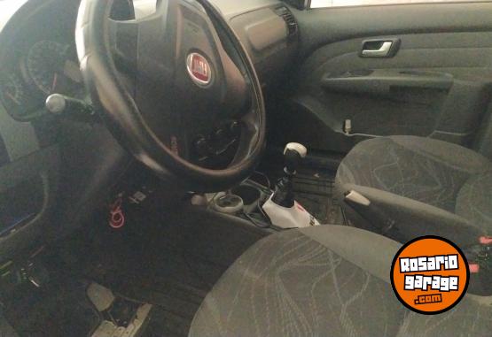 Autos - Fiat Siena EL 2014 Nafta 241000Km - En Venta