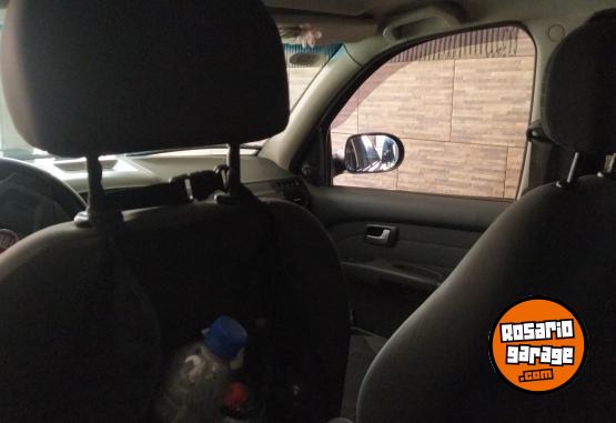 Autos - Fiat Siena EL 2014 Nafta 241000Km - En Venta