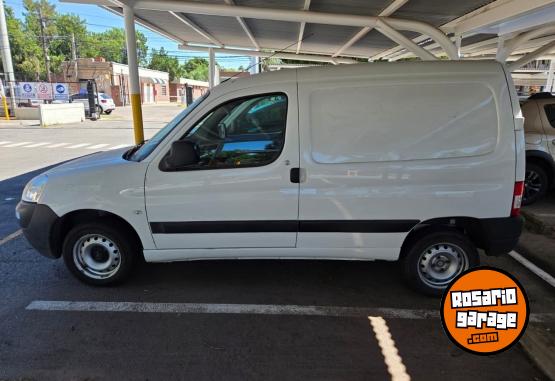 Utilitarios - Citroen Berlingo 1.4L Business AM 2014 Nafta 89000Km - En Venta