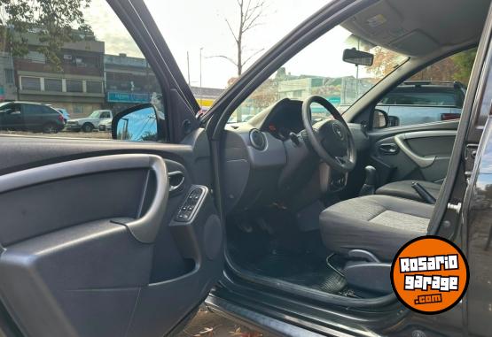Autos - Renault DUSTER 1.6 CONFORT PLUS 2012 Nafta 180000Km - En Venta