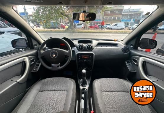 Autos - Renault DUSTER 1.6 CONFORT PLUS 2012 Nafta 180000Km - En Venta
