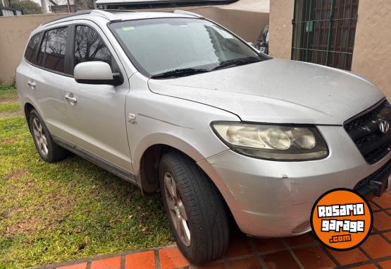 Camionetas - Hyundai Santa fe 2008 Diesel 250000Km - En Venta