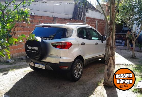 Utilitarios - Ford Ecosport 2016 GNC 84000Km - En Venta