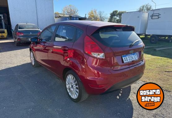 Autos - Ford Fiesta 2017 Nafta 130000Km - En Venta