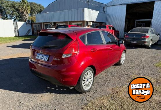 Autos - Ford Fiesta 2017 Nafta 130000Km - En Venta
