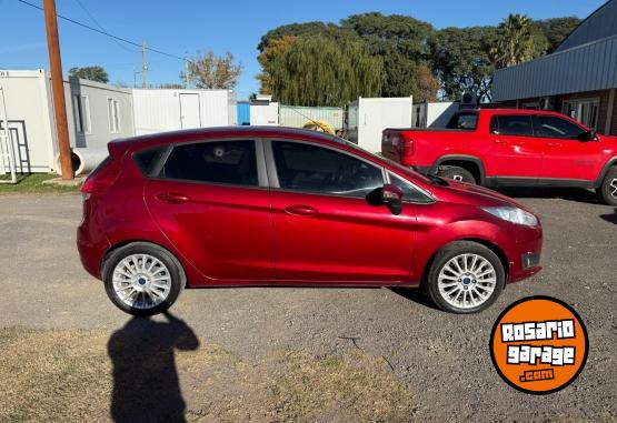 Autos - Ford Fiesta 2017 Nafta 130000Km - En Venta