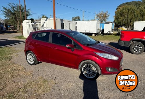 Autos - Ford Fiesta 2017 Nafta 130000Km - En Venta