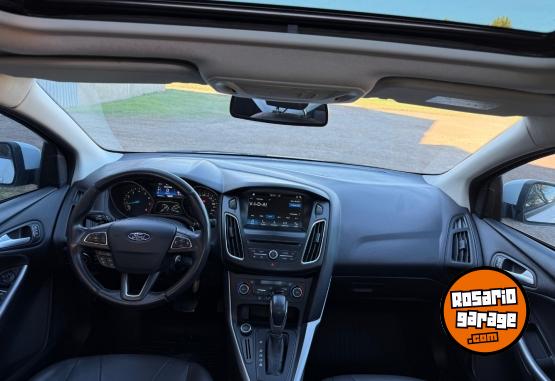 Autos - Ford Focus 2017 Nafta 140000Km - En Venta
