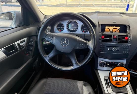 Autos - Mercedes Benz C 2009 Nafta 130000Km - En Venta