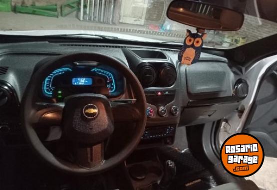 Camionetas - Chevrolet Montana ls 2011 Nafta 182000Km - En Venta