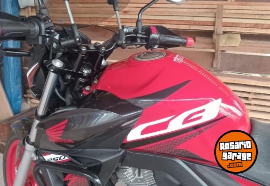 Motos - Honda Twister 250 2021 Nafta 15000Km - En Venta