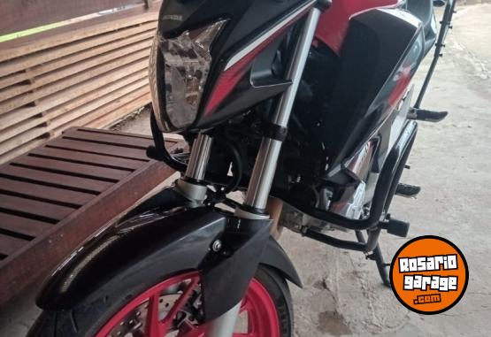Motos - Honda Twister 250 2021 Nafta 15000Km - En Venta