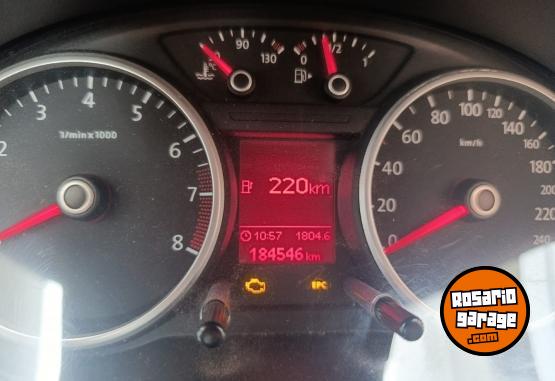 Autos - Volkswagen Gol Trend 2011 Nafta 184600Km - En Venta