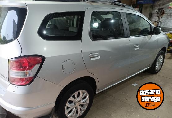 Autos - Chevrolet Spin ltz 7 asientos 2017 Nafta 61882Km - En Venta