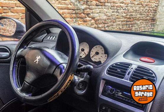 Autos - Peugeot 206 xs premium 2004 Nafta 194000Km - En Venta
