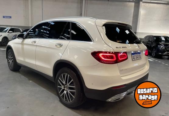 Camionetas - Mercedes Benz Glc 300 Off Road 4 Matic 2020 Nafta 94580Km - En Venta