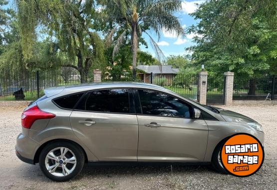 Autos - Ford Focus 2015 Nafta 128000Km - En Venta