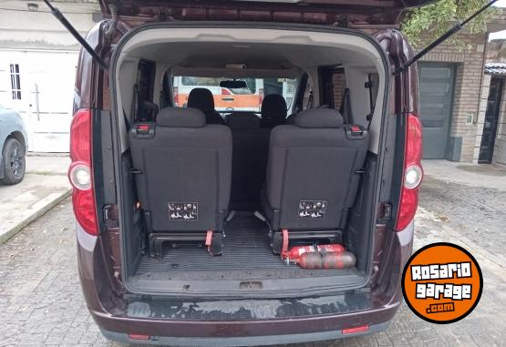 Utilitarios - Fiat Doblo 2015 GNC 203000Km - En Venta