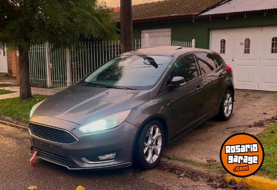 Autos - Ford Focus 2015 Nafta 190000Km - En Venta