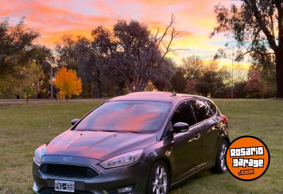 Autos - Ford Focus 2015 Nafta 190000Km - En Venta