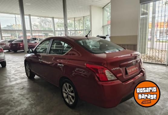 Autos - Nissan VERSA 2019 Nafta 107200Km - En Venta
