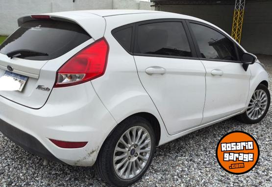 Autos - Ford Fiesta kinetic SE 2017 Nafta 78000Km - En Venta