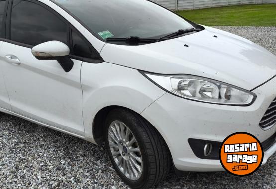 Autos - Ford Fiesta kinetic SE 2017 Nafta 78000Km - En Venta