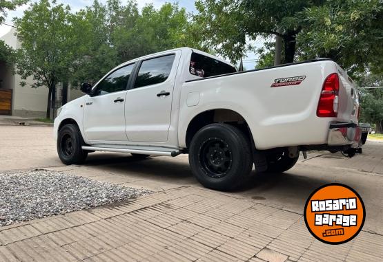 Camionetas - Toyota HILUX 2012 Diesel 305000Km - En Venta