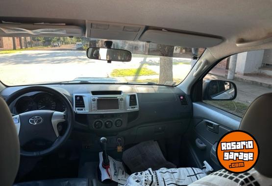 Camionetas - Toyota HILUX 2012 Diesel 305000Km - En Venta