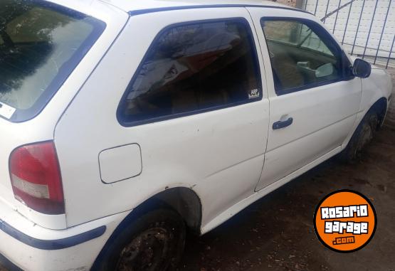 Autos - Volkswagen Gol power sedan 3 ptas 2005 Nafta 265000Km - En Venta
