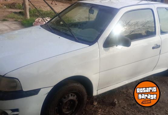Autos - Volkswagen Gol power sedan 3 ptas 2005 Nafta 265000Km - En Venta