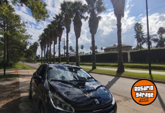 Autos - Peugeot 208 GT 2017 Nafta 126000Km - En Venta