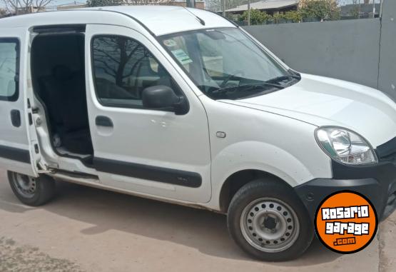 Utilitarios - Renault KANGOO 2017 GNC 175000Km - En Venta