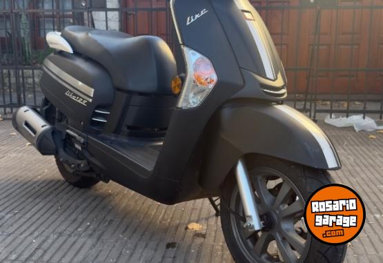 Motos - Kymco Like 125 2024 Nafta 7000Km - En Venta