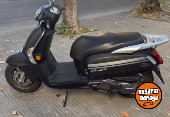 Motos - Kymco Like 125 2024 Nafta 7000Km - En Venta
