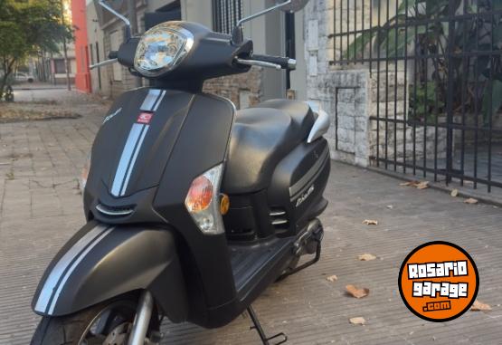 Motos - Kymco Like 125 2024 Nafta 7000Km - En Venta