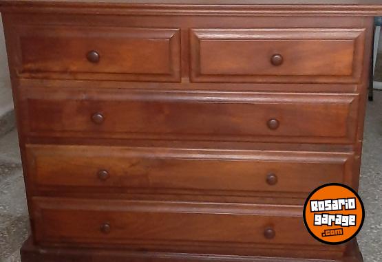 Hogar - Cómoda y mesa de luz - En Venta