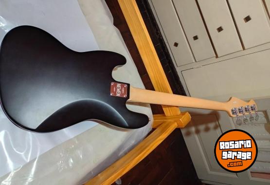 Instrumentos Musicales - Bajo jazz 4 cuerdas - En Venta