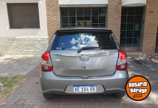 Autos - Toyota Etios XLS 2020 2020 Nafta 95000Km - En Venta