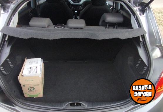 Autos - Peugeot 208 allure 1.5 Touchscree 2014 Nafta 124000Km - En Venta