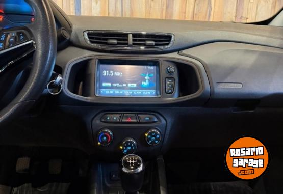 Autos - Chevrolet PRISMA LT 1.4 2017 Nafta 101000Km - En Venta