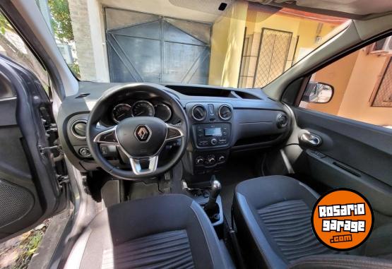 Utilitarios - Renault Kangoo II express confort 2020 Diesel 220000Km - En Venta