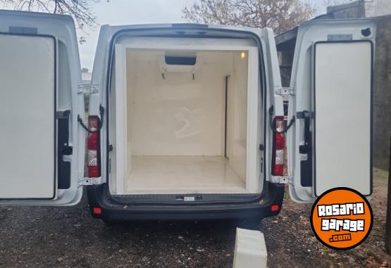 Utilitarios - Renault MASTER L1 H1 2.3 DCI 130 2025 Diesel 4000Km - En Venta