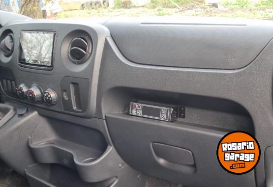Utilitarios - Renault MASTER L1 H1 2.3 DCI 130 2025 Diesel 4000Km - En Venta